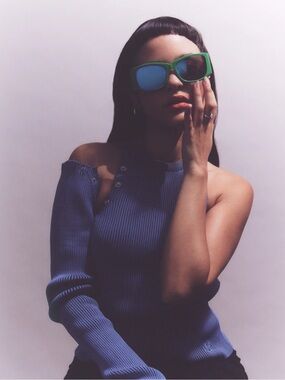 AKILA x Exchange Program Lizza Limited Edition Sunglasses w/ Case